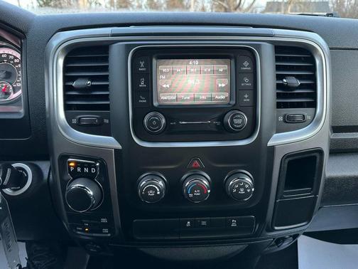 2022 RAM 1500 Classic Warlock Quad Cab 4x4 6'4' Box