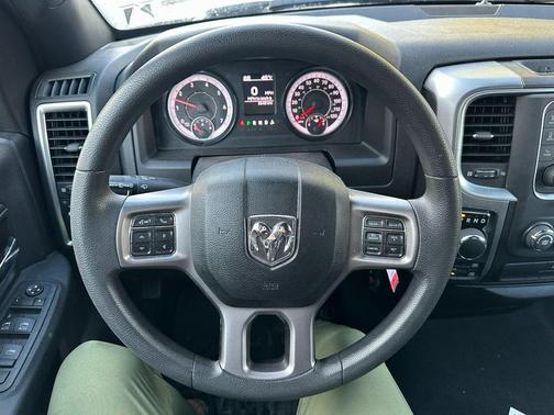 2022 RAM 1500 Classic Warlock Quad Cab 4x4 6'4' Box