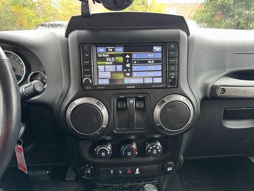 2018 Jeep Wrangler JK Willys Wheeler W