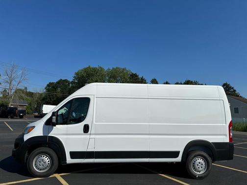 2025 RAM ProMaster 2500 Tradesman
