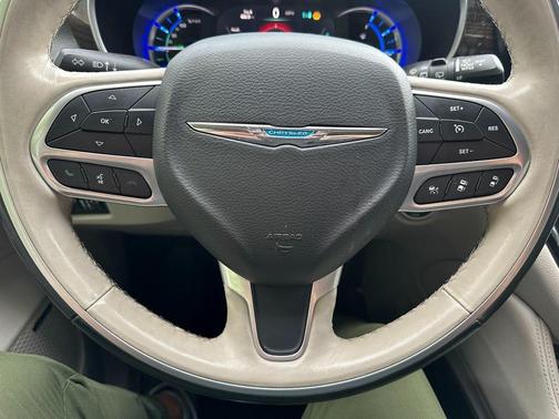 2021 Chrysler Pacifica Hybrid Limited