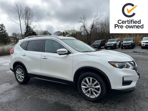 Pearl White 2018 Nissan Rogue SV