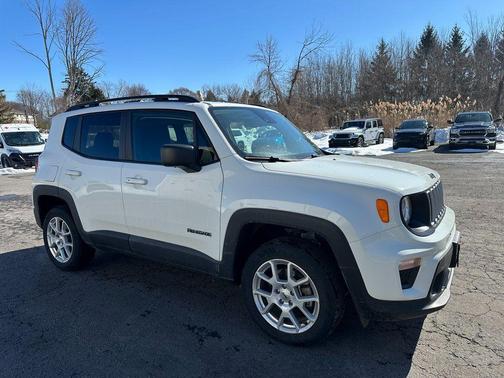 2022 Jeep Renegade Latitude