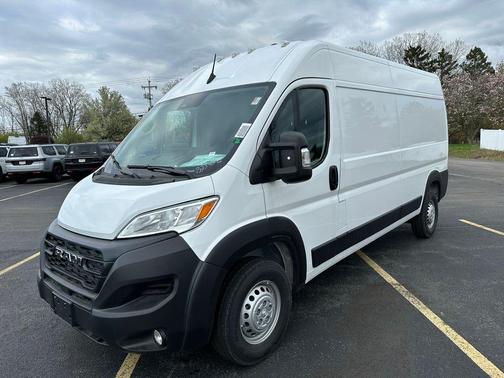 Bright White Clearcoat 2026 RAM ProMaster 2500 Tradesman