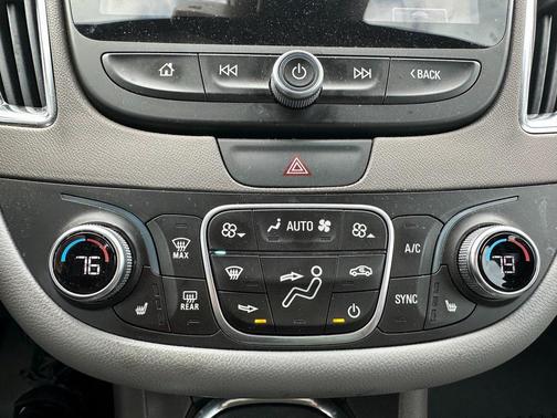 2017 Chevrolet Malibu Hybrid Base