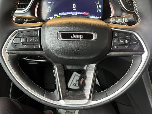 2024 Jeep Grand Cherokee 4xe Base