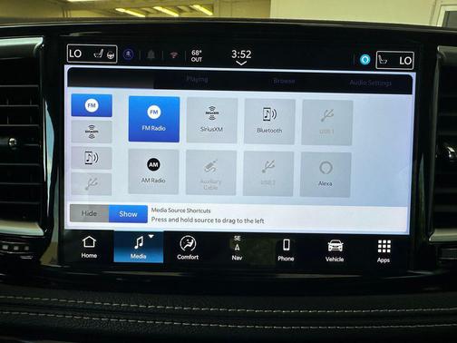Bright White Clearcoat 2024 Chrysler Pacifica Hybrid Select