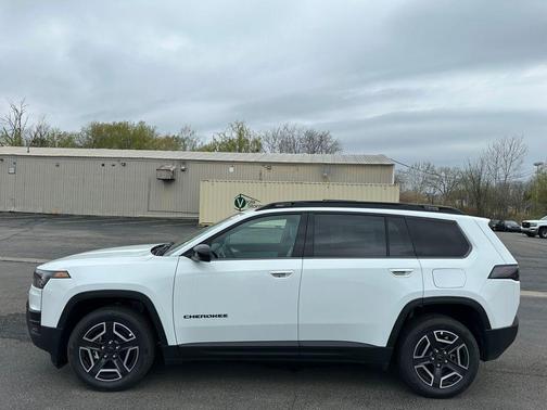 Bright White Clearcoat 2026 Jeep Cherokee Limited