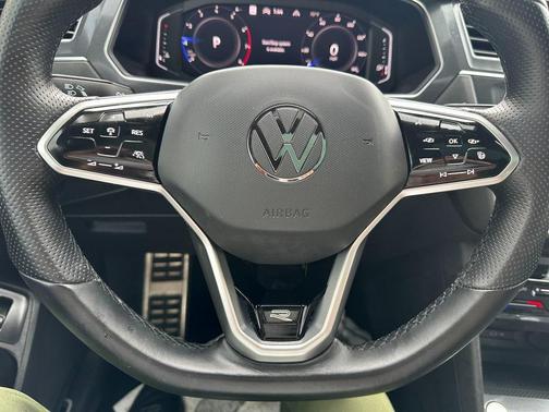 2022 Volkswagen Tiguan 2.0T SEL R-Line 4MOTION