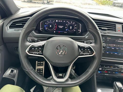 2022 Volkswagen Tiguan 2.0T SEL R-Line 4MOTION