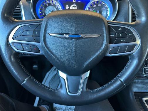 2021 Chrysler 300 Touring