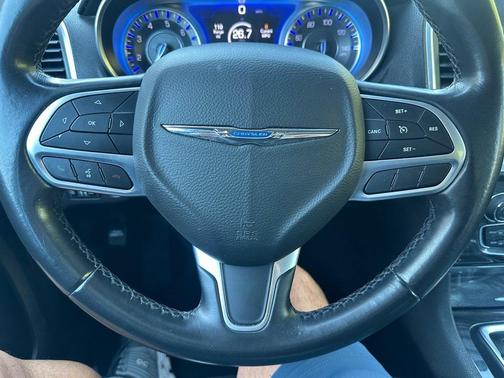 2021 Chrysler 300 Touring