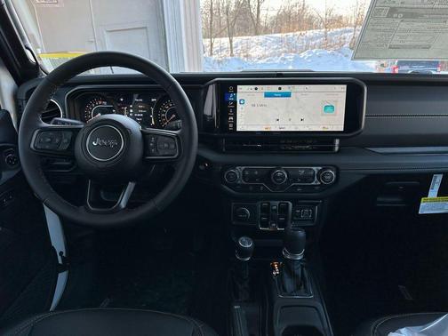 2026 Jeep Gladiator Sahara 4x4