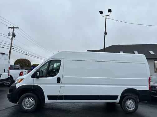 2025 RAM ProMaster 2500 Tradesman