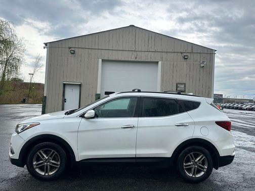 Frost White Pearl 2017 Hyundai Santa Fe Sport 2.4L