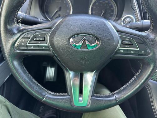 Pure White 2019 INFINITI Q60 3.0T LUXE