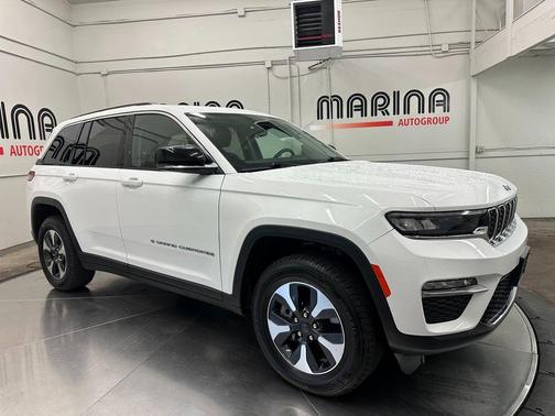 2024 Jeep Grand Cherokee 4xe Base
