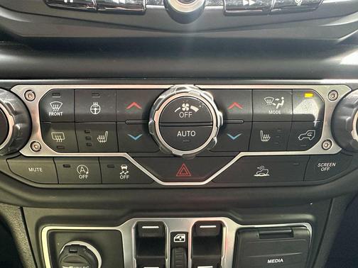 2021 Jeep Gladiator Sport S