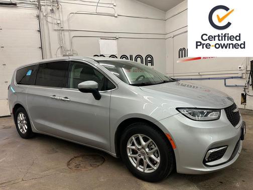 Silver Mist Clearcoat 2023 Chrysler Pacifica Touring L