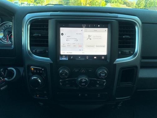 2022 RAM 1500 Classic Warlock Quad Cab 4x4 6'4' Box