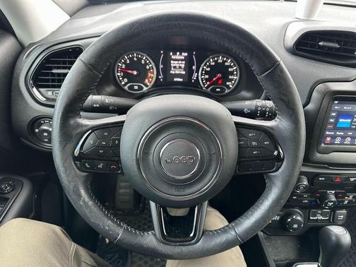 2020 Jeep Renegade Altitude