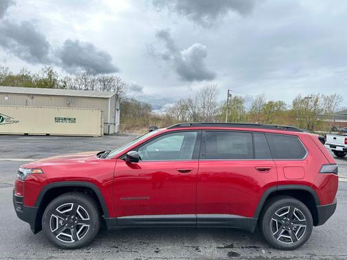 Red Hot Pearlcoat 2026 Jeep Cherokee Laredo