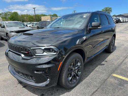DB Black Clearcoat 2026 Dodge Durango GT Plus