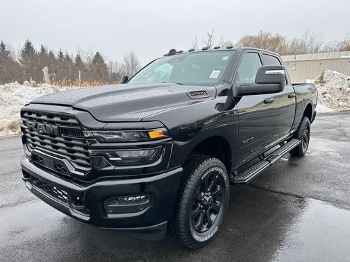 2026 RAM 2500 Big Horn Crew Cab 4x4 6'4' Box