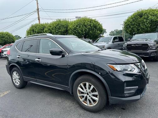 2017 Nissan Rogue SV