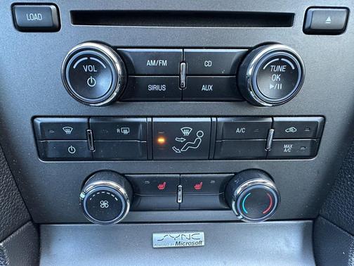 2013 Ford Mustang V6 Premium