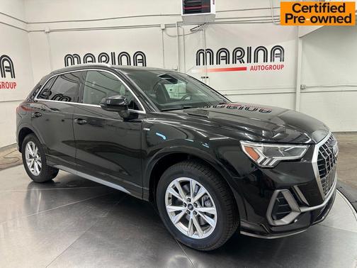 2024 Audi Q3 Premium 45 TFSI S line quattro Tiptronic