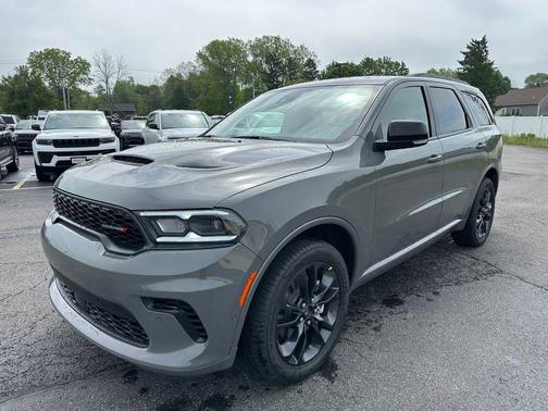 DB Black Clearcoat 2026 Dodge Durango GT Plus