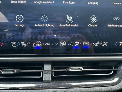 2025 Chevrolet Equinox EV RS