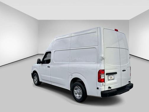 Glacier White 2019 Nissan NV Cargo NV2500 HD S/SV V6/V8