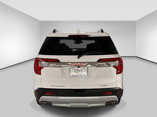 Summit White 2023 GMC Acadia SLE