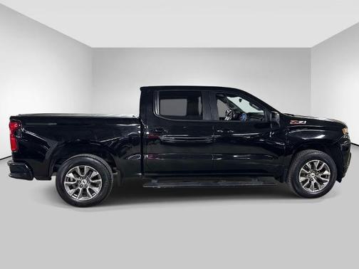 Black 2021 Chevrolet Silverado 1500 RST
