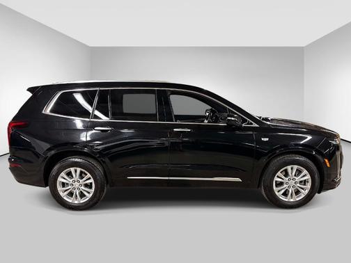 Stellar Black Metallic 2024 Cadillac XT6 Luxury AWD
