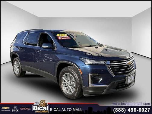 2023 Chevrolet Traverse LT Cloth