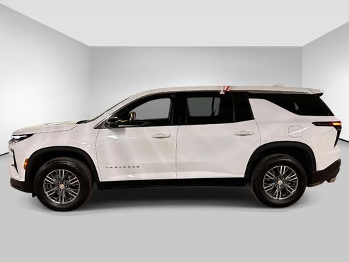 Summit White 2024 Chevrolet Traverse LS