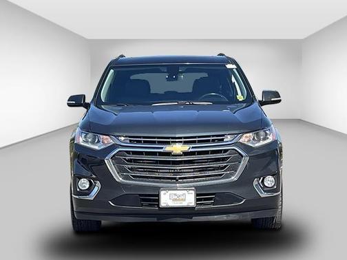 Photo 2 of 33 of 2019 Chevrolet Traverse LT Leather