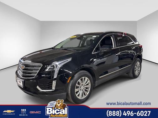 Stellar Black Metallic 2018 Cadillac XT5 Luxury