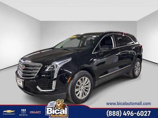 Stellar Black Metallic 2018 Cadillac XT5 Luxury