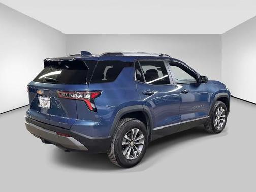 Lakeshore Blue Metallic 2025 Chevrolet Equinox LT
