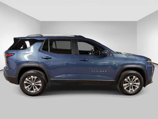 Lakeshore Blue Metallic 2025 Chevrolet Equinox LT