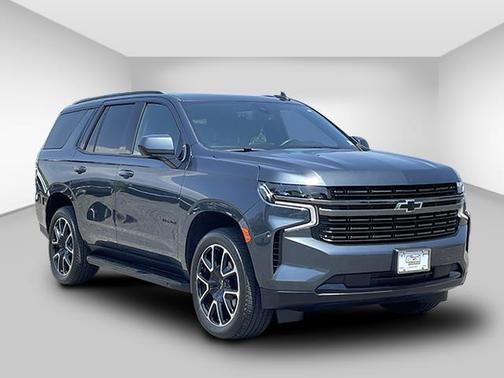 Photo 3 of 33 of 2021 Chevrolet Tahoe RST