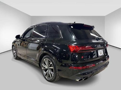 Mythos Black Metallic 2023 Audi SQ7 4.0T Premium Plus
