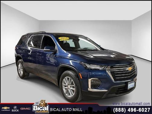 2023 Chevrolet Traverse LT Leather
