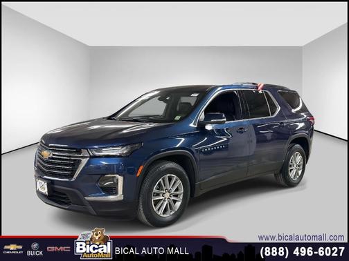 2023 Chevrolet Traverse LT Leather