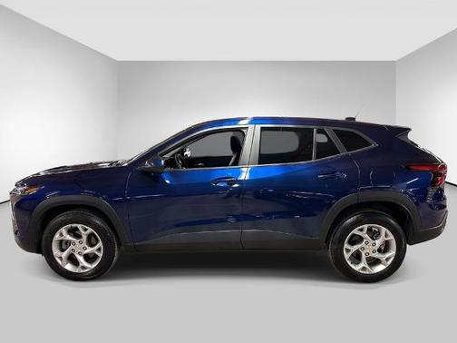 Blue Glow Metallic 2024 Chevrolet Trax LS