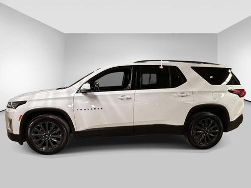 Summit White 2023 Chevrolet Traverse RS